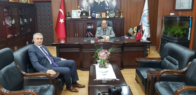 DENGELERİ DEĞİŞTİREN ADAYDAN GÜLÜÇ ZİYARETİ