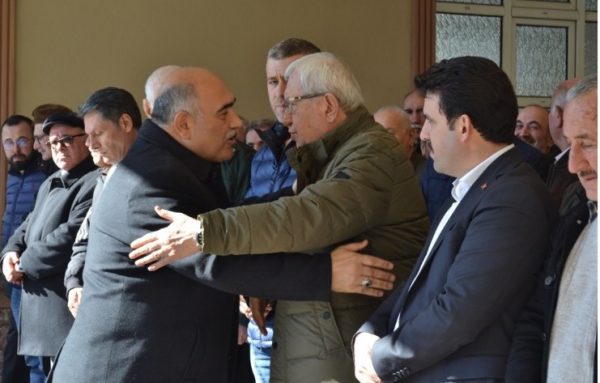 HALKLA İÇİÇE…