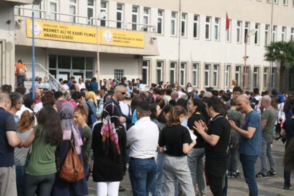 HEYECAN DORUKTAYDI…