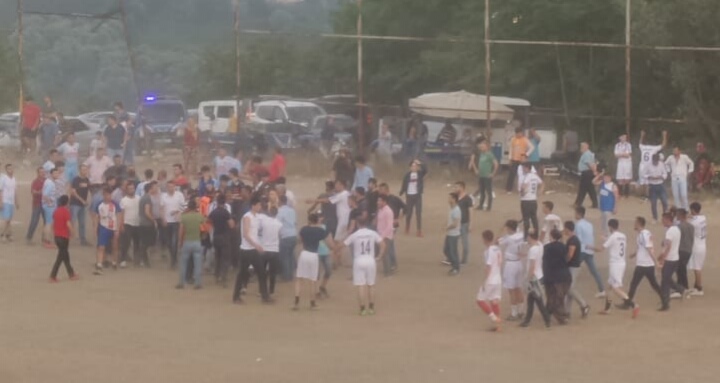 TAŞ, SOPA, YUMURUK NE ARARSNIZ VAR…