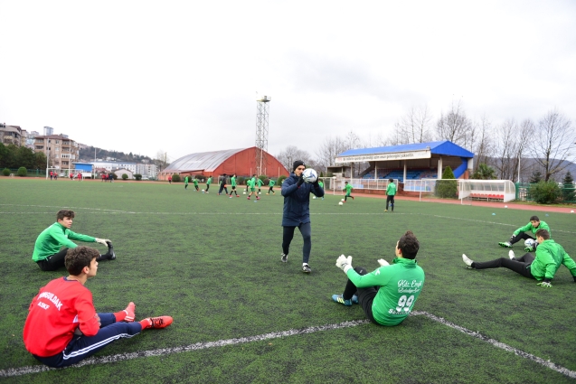 ERDEMİR, SPORA YÜZÜNÜ DÖNÜYOR…