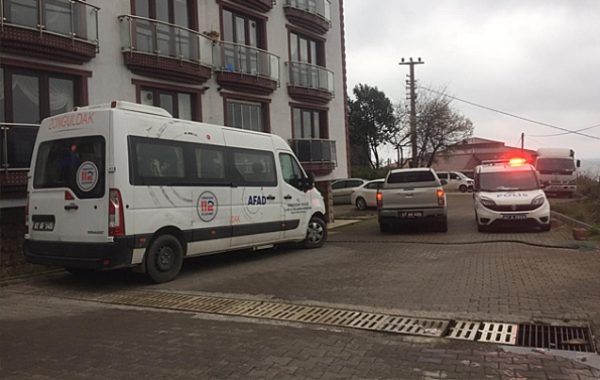 POLİS VE AFAD TOPLUYOR…