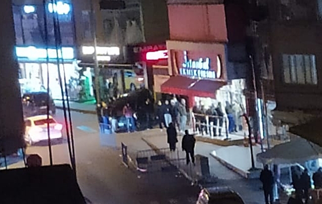 FIRIN VE MARKETLERE HÜCUM EDİLDİ…