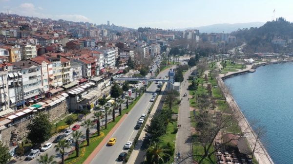 EVDE KALMAZSAK SAYI ARTIYOR…