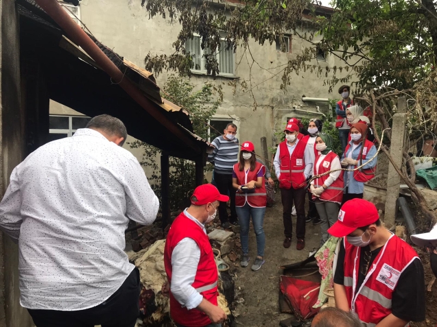 BELEDİYE BAŞKANINI ZİYARET ETTİLER…