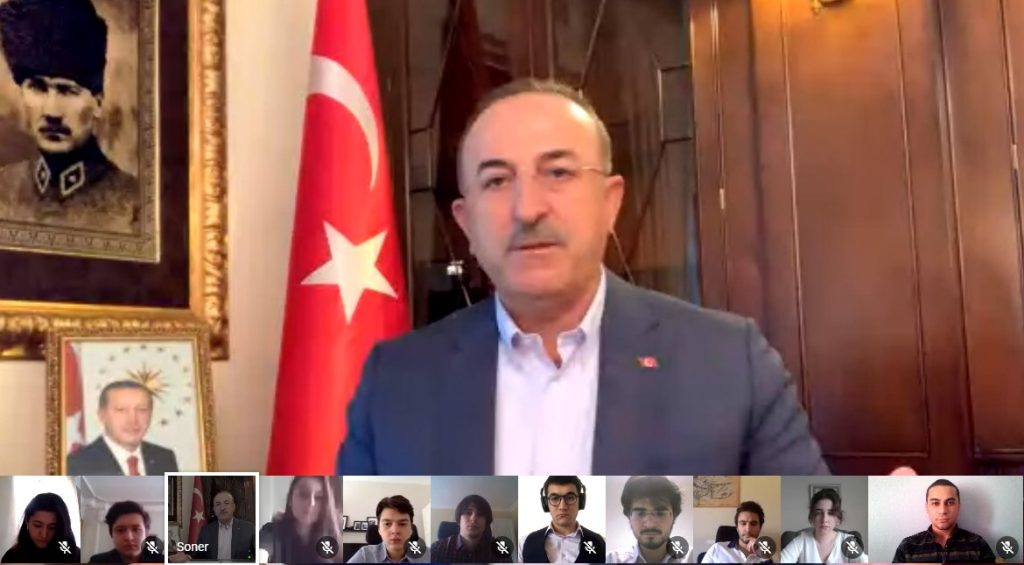 KÖŞE YAZARIMIZ, BAKAN ÇAVUŞOĞLU İLE GÖRÜŞTÜ…