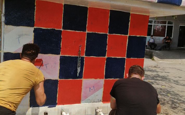 GELENEK BOZULMADI…