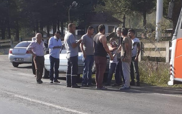 YOL VERME KAVGASINDA KAN AKTI…