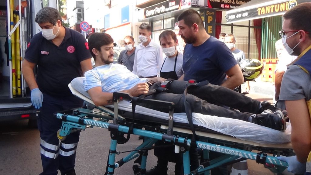 KARŞIDAN KARŞIYA GEÇERKEN…