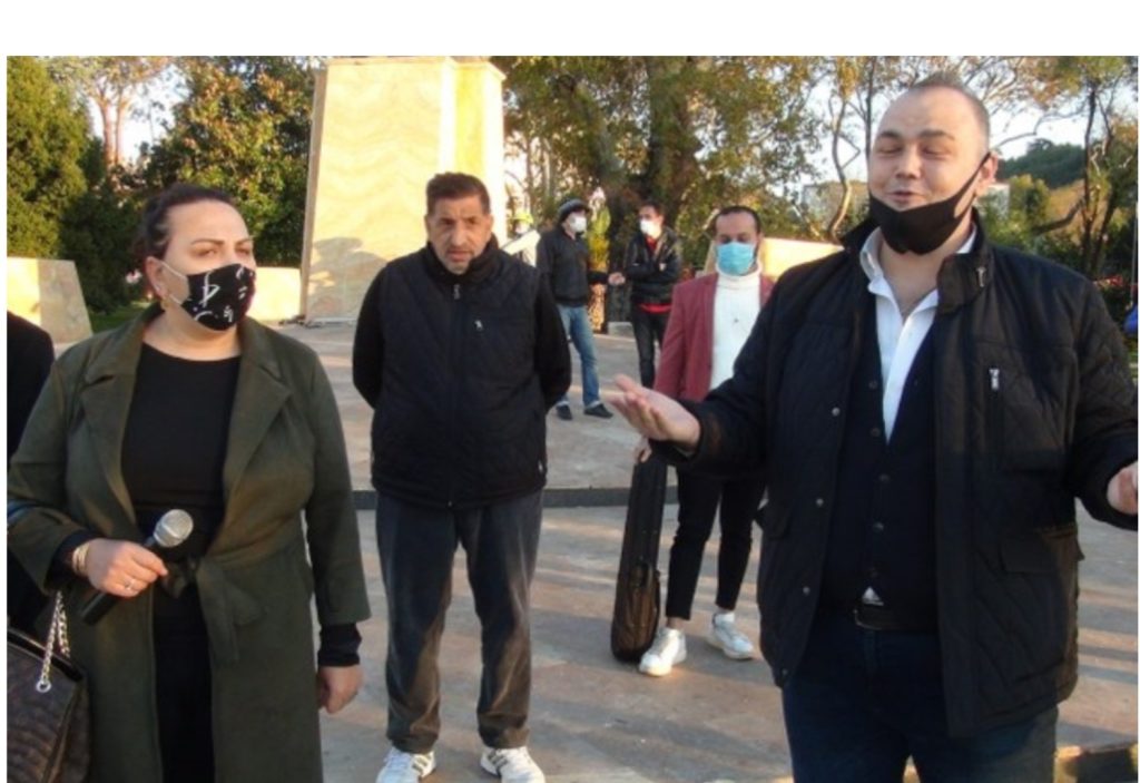 PROTESTO ETTİLER…