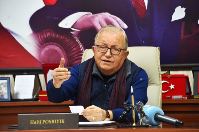 Gözleri kanlı kanlı dolaşıyorlar…