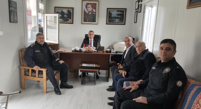 Ziyaretlerini sürdürüyor