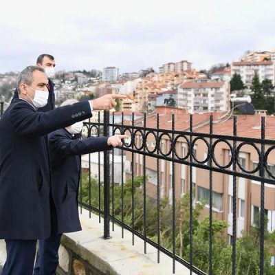 Bakan Özer laf değil, icraat için geldiğini gösterdi…