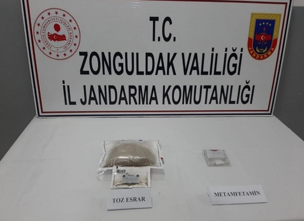 Durdurulan otobüste yapılan aramada çıktı…