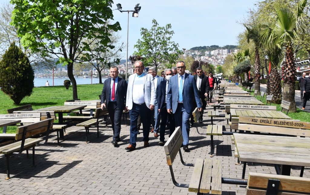 Sofralarımız ardına kadar açık…