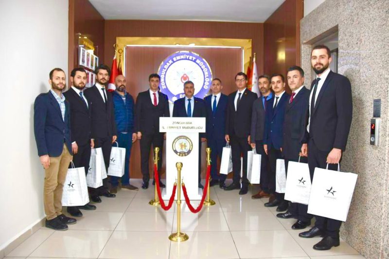 Polisler ödüllendirildi…