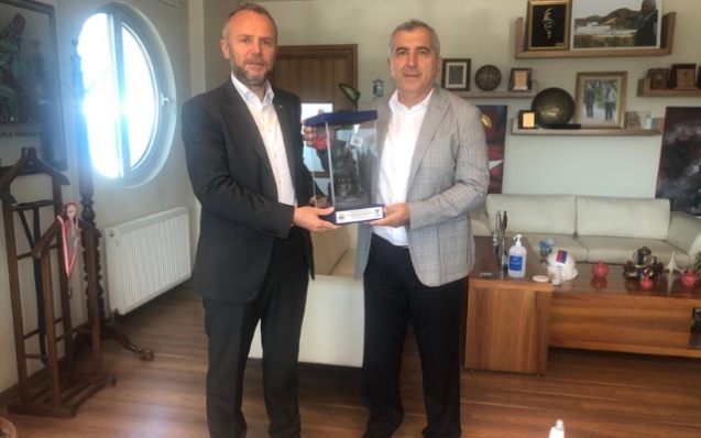 Arslan Keleş’den kutlama…