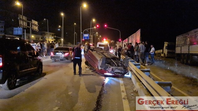 Direğe çarparak takla attı…