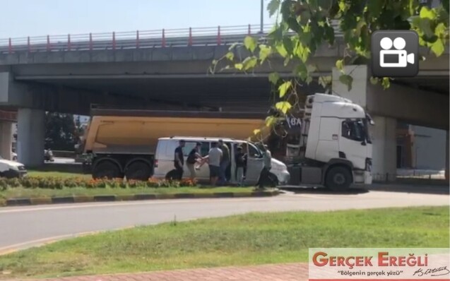 Yardımına sürücüler koştu…