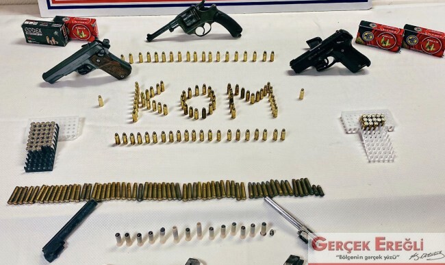 Çok sayıda silah ele geçirildi…