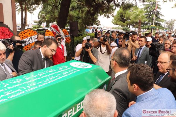 Sonsuzluğa uğurlandı…