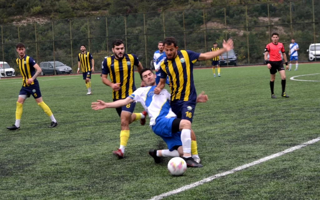 Alaplı Belediyespor 4’ledi gidiyor…