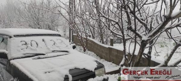 Güne kar ile uyandılar…