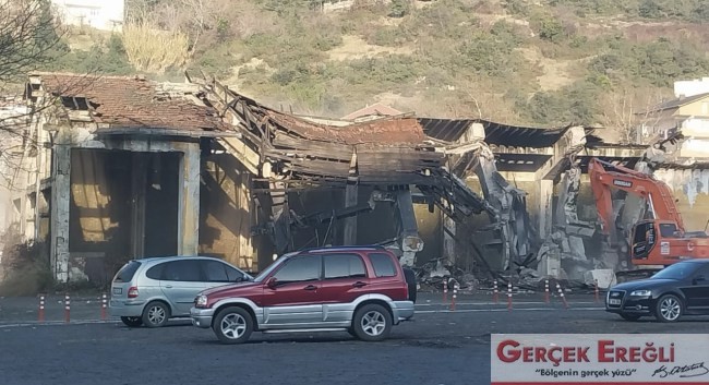 Yıkımına başlandı…