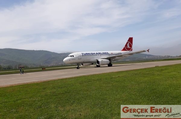 Havaalanı’nda 13 kişi yakalandı…