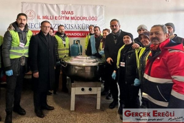 Bakan Özer’den okullar hakkında bilgi…