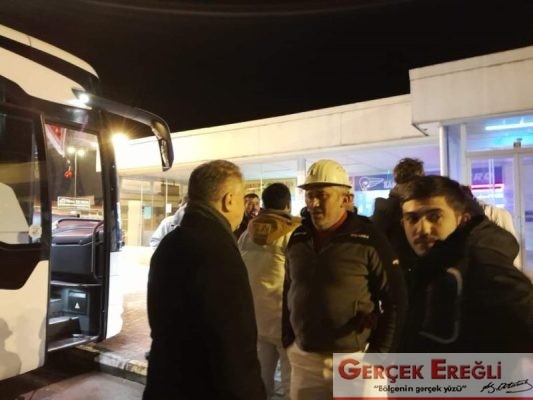 Madencileri karşıladı…