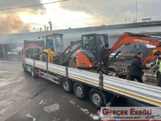 İki iş makinesi gönderildi..