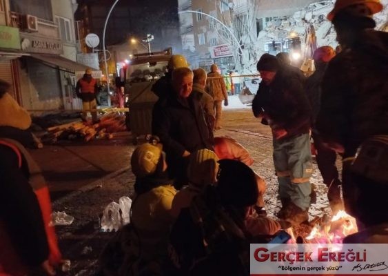 Madencilere moral ve destek verdi…