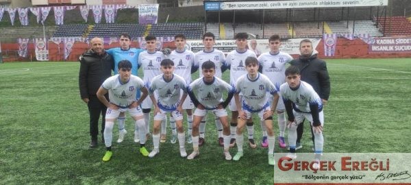 Namağlup yoluna devam etti…