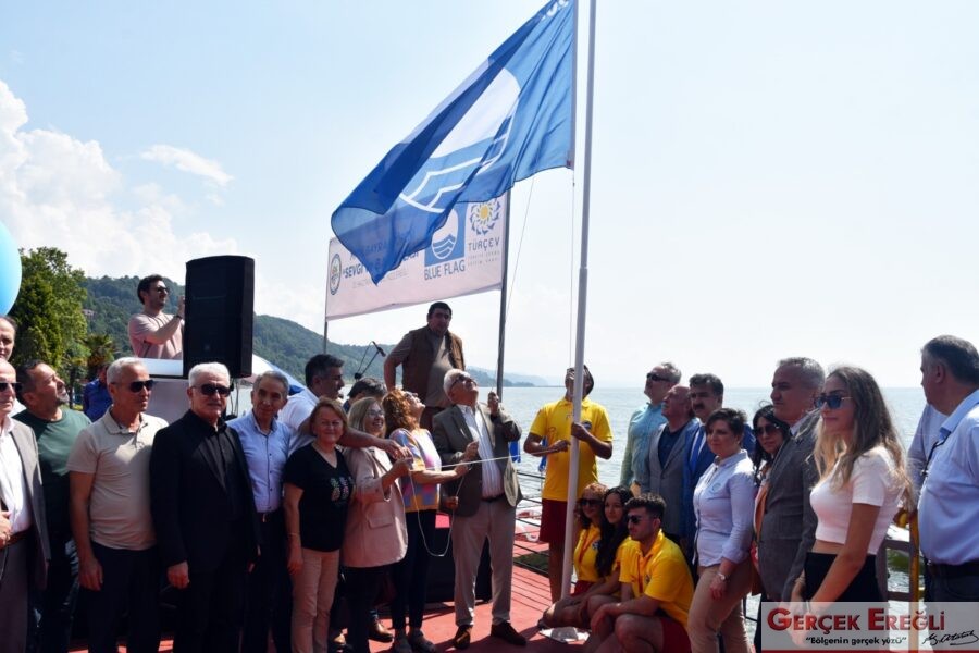 Artık mavi bayrak dalgalanıyor…