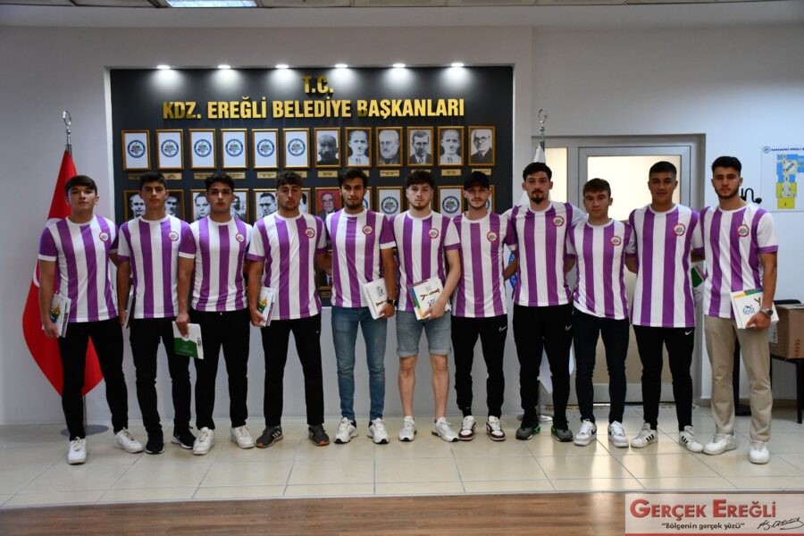 Belediyespor’da gençlik rüzgarı…