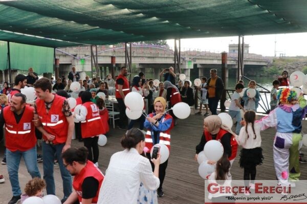 Çocuklar aileleri ile bir araya geldi…