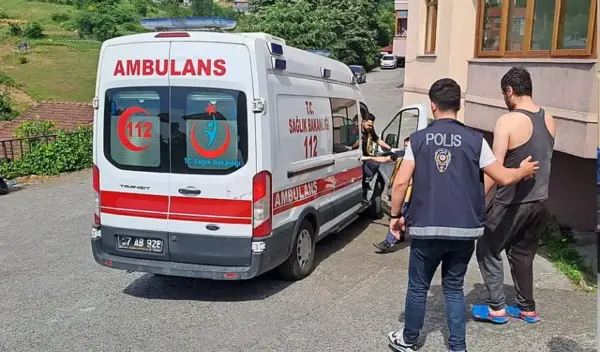 Boğazını kesti….Hayatını kaybetti..