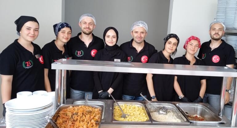 Fabrika gibi çalıştılar…