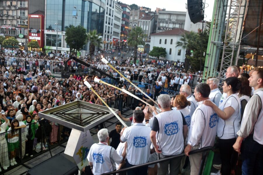 “Sevgi, Barış, Dostluk…Ereğli İl olsun”