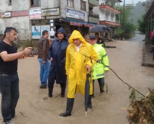 Bölgede inceleme yaptılar…
