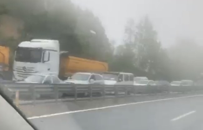 Yol trafiğe kapandı…