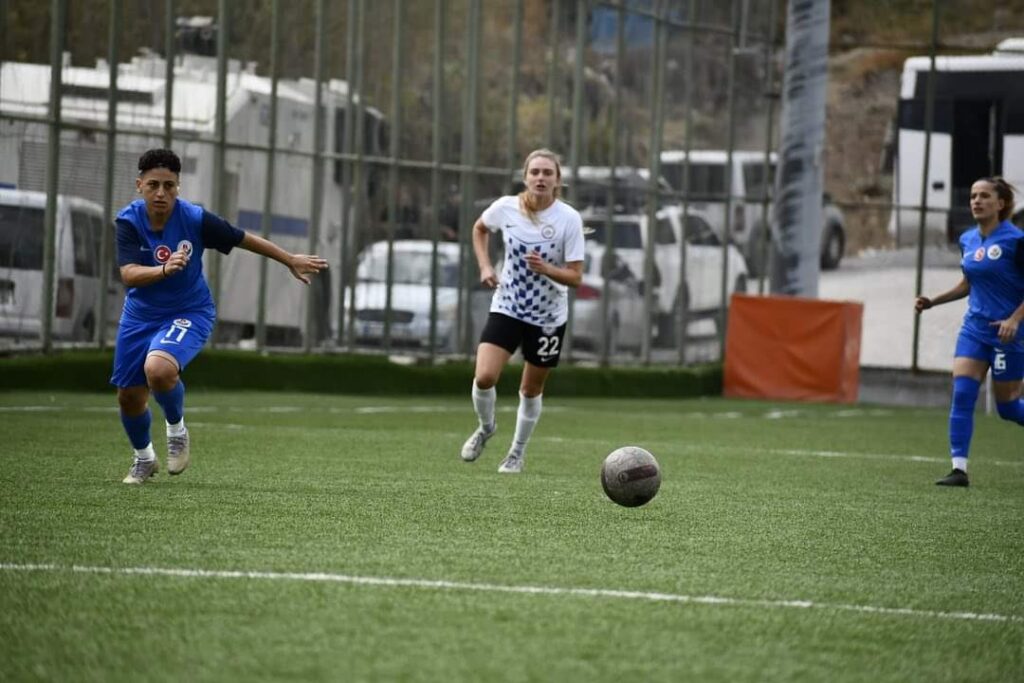 Demek ki herşey para değilmiş…