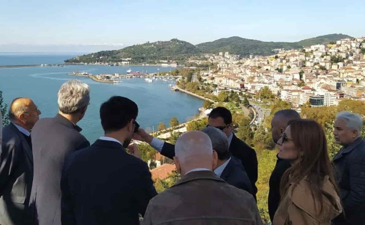 Göztepe’de çalışmalar ilerliyor…