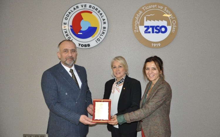 Görevini Hikmet Yılmaz’a devretti…