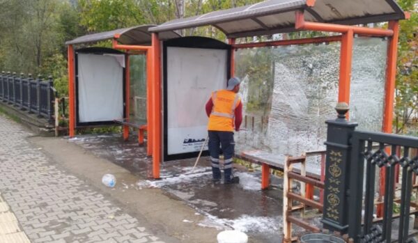 Duraklar hijyenik hale getiriliyor…