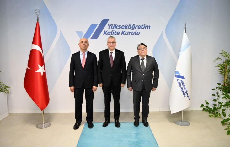 YÖKAK Başkanını ziyaret etti…