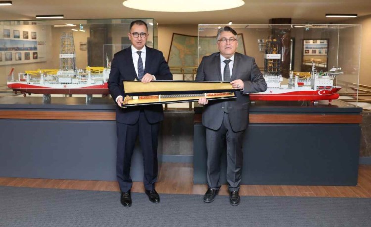 Özölçer’i makamında ağırladı…