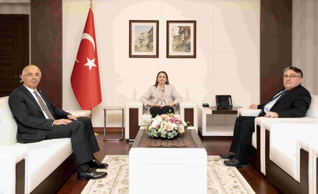 Özölçer’i makamında ağırladı…