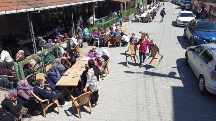 Herkesi eskilere götürdü…